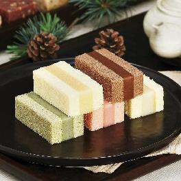 DDUKDAUM rangdduk fusion rice cake with harmony of soft castella and yummy chewy rice cake